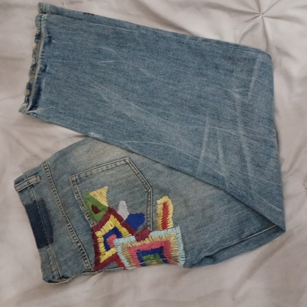 Nwot free people vintage embroidered jeans